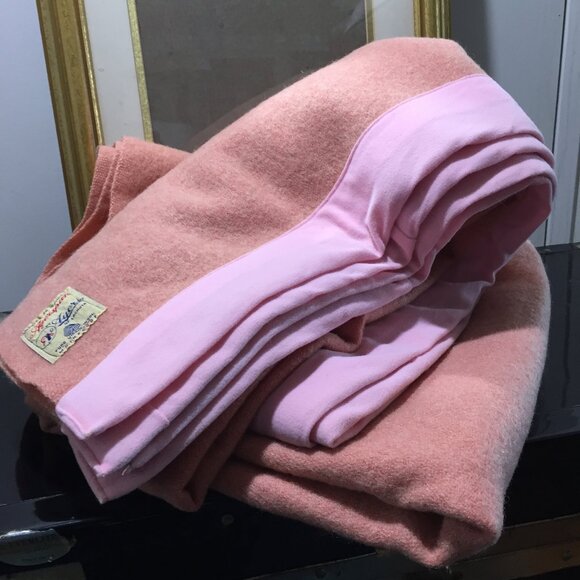 VINTAGE AYERSPUN by AYERS WOOL DOUBLE SIZE BLANKETS - Picture 3 of 7